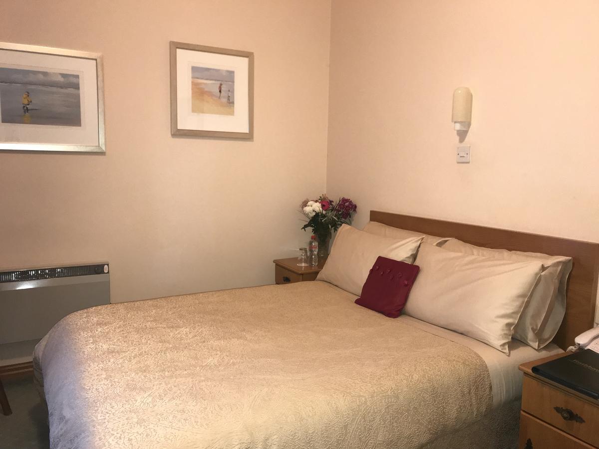 Rathbaun Hotel Lisdoonvarna Extérieur photo